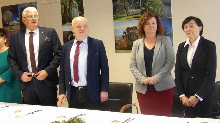 Wigilia z Dyrektorami, szkół i przdszkoli (3).JPG