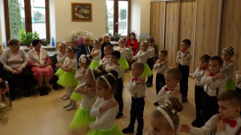 Dzień Kobiet w Placówce (18).JPG
