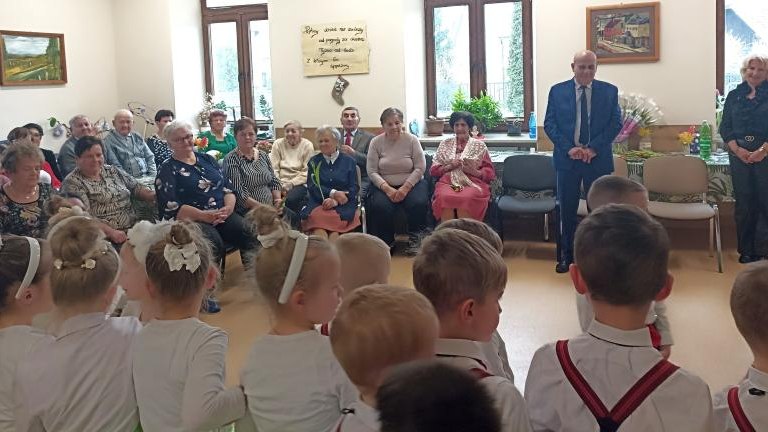 Dzień Kobiet w Placówce (2).jpg
