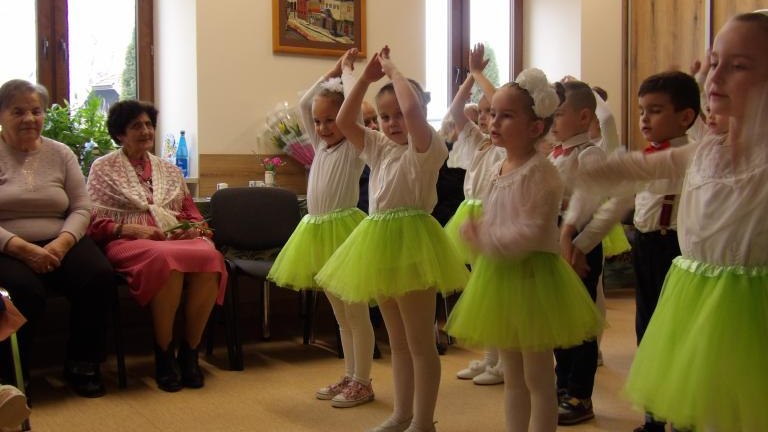 Dzień Kobiet w Placówce (23).JPG