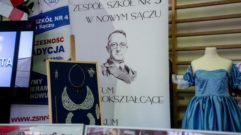 m12-Targi-szkolne-podegrodzie-220324-DSC02266.jpg