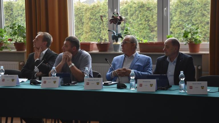 Foto.GOK Podegrodzie (5).JPG