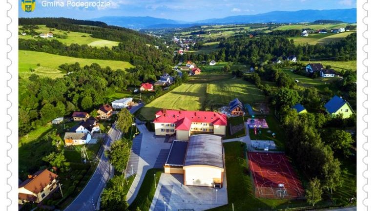 Długołęka-Swierkla kompleks sportowy przy Szkole Podstawowej