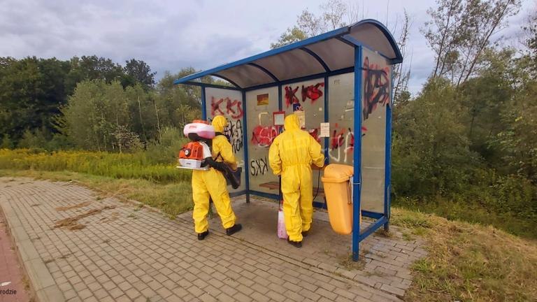 Dezynfekcja obiektów przez OSP (4).jpg