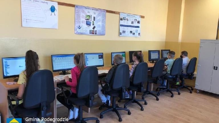 pracownia komputerowa Brzezna Litacz (5).jpg