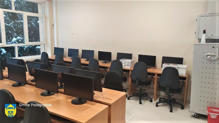 pracownia komputerowa Olszana (3).jpg