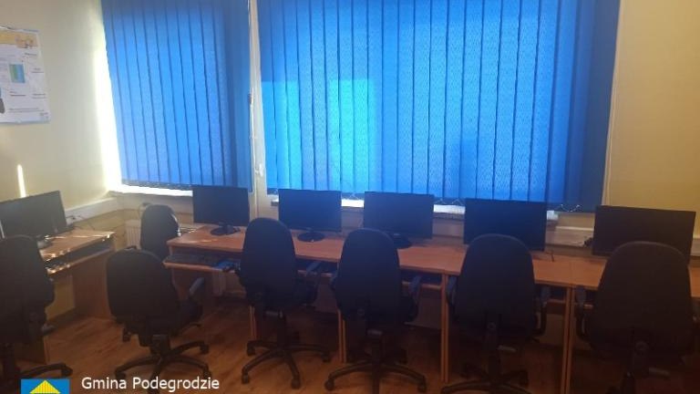 pracownia komputerowa Olszanka (3).jpg