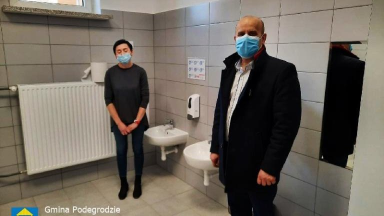 łazienki w Gminnym Przedszkolu w Długołęce-Świerkli (4).jpg