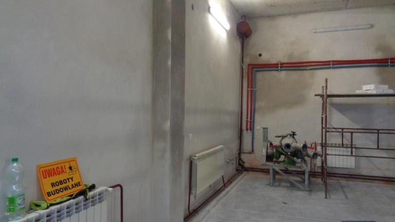Modernizacja pomieszczeń garażowych oraz pomieszczenia socjalnego w budynku OSP w Brzeznej (5).jpg