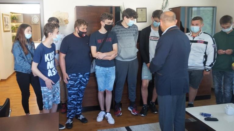 Lekcja WOS-u w Urzędzie - SP Olszana (1).JPG