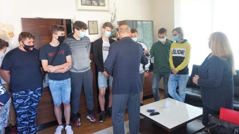 Lekcja WOS-u w Urzędzie - SP Olszana (7).JPG