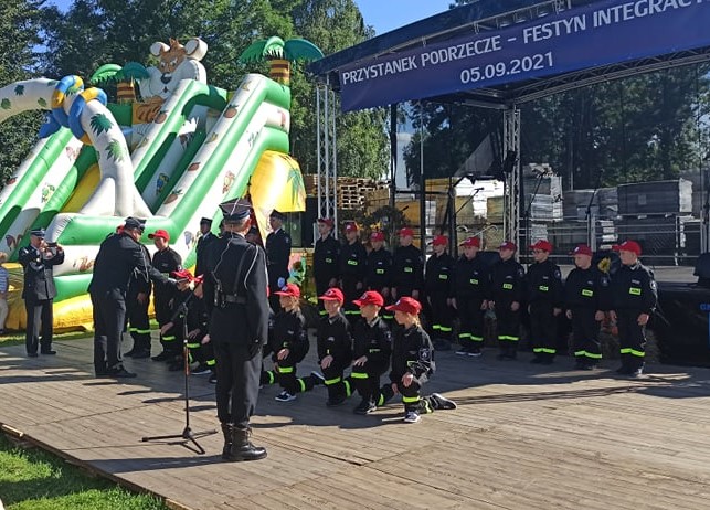 Podrzecze -Ślubowanie Młodzieżowej Drużyny Pożarniczej (13).jpg