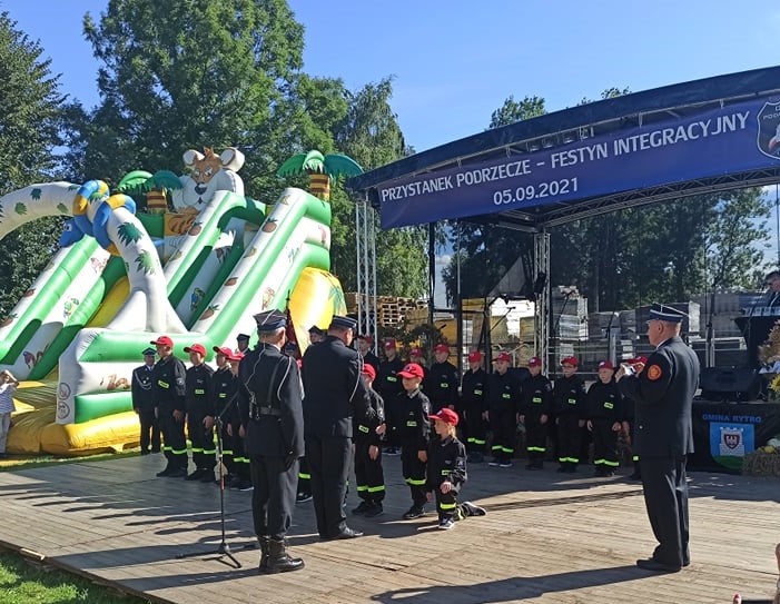 Podrzecze -Ślubowanie Młodzieżowej Drużyny Pożarniczej (17).jpg