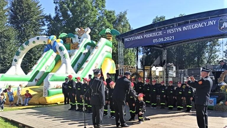 Podrzecze -Ślubowanie Młodzieżowej Drużyny Pożarniczej (19).jpg