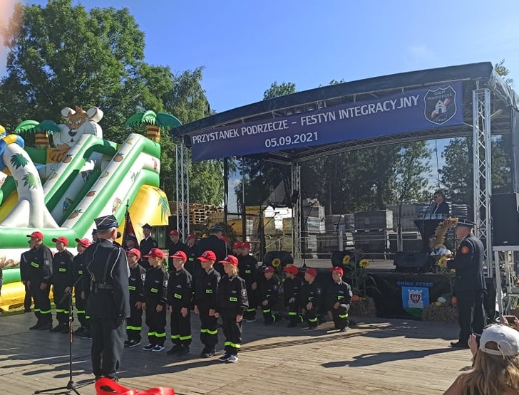 Podrzecze -Ślubowanie Młodzieżowej Drużyny Pożarniczej (22).jpg