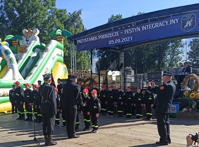 Podrzecze -Ślubowanie Młodzieżowej Drużyny Pożarniczej (9).jpg