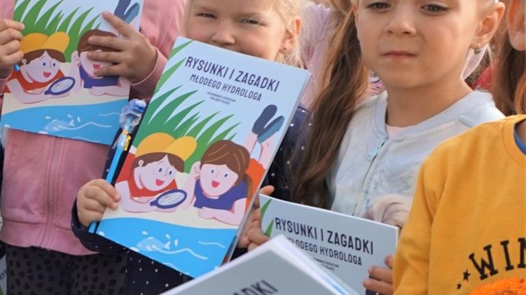 Przeciwdziałanie skutkom powodzi wśród dzieci w naszej Gminie (25).JPG