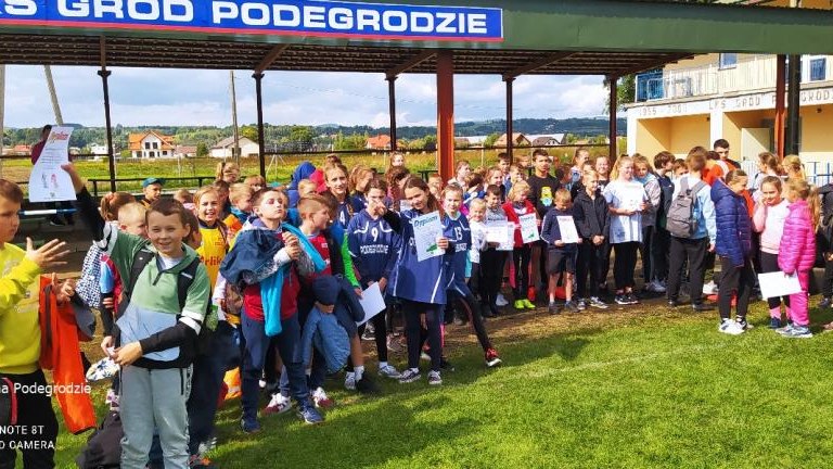 Gminne Sztafetowe Biegi Przełajowe (11).jpg