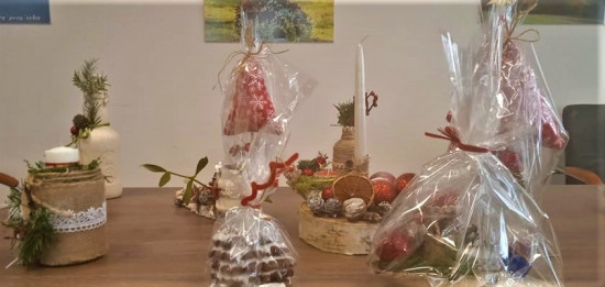 rękodzieło Placówki Dziennej Opieki dla Osób Starszych w Podegrodziu (16).jpg
