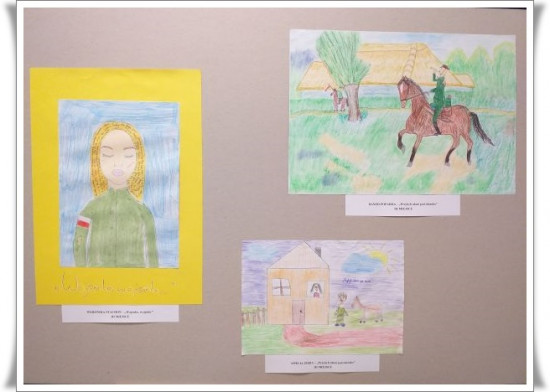 „Namaluj Niepodległą” – wręczenie nagród laureatom konkursu (7).jpg