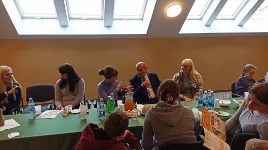 Spotkanie integracyjne z mieszkańcami Ukrainy przebywającymi na terenie Gminy Podegrodzie (116).jpg