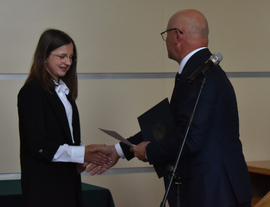 2022 Wyróznienia i nagrody dla uczni (19).JPG