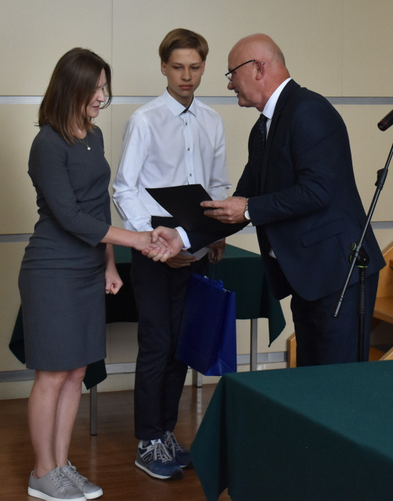 2022 Wyróznienia i nagrody dla uczni (2).JPG