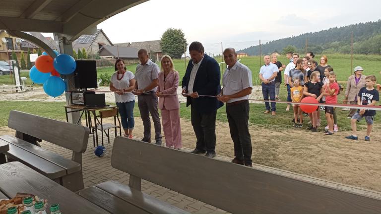 Otwarcie wiaty w Naszacowicach (144).jpg