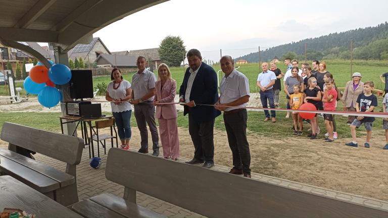 Otwarcie wiaty w Naszacowicach (34).jpg