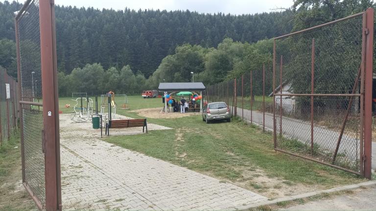 Otwarcie wiaty w Naszacowicach (4).jpg