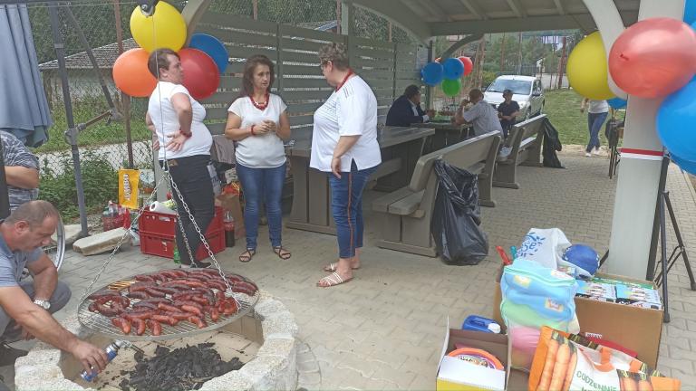 Otwarcie wiaty w Naszacowicach (43).jpg