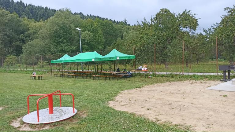 Otwarcie wiaty w Naszacowicach (58).jpg